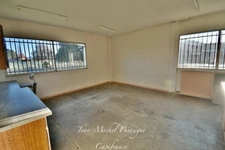 Warehouses and Offices of 1300m2 for sale SAINT GAUDENS (31), Land 3800m2