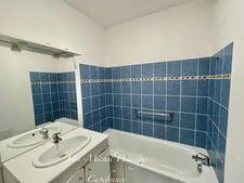 2-room apartment with parking for sale in SAINT GAUDENS (31)