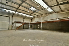 Entrepôts & Bureaux de 320m2 à vendre SAINT GAUDENS (31), Terrain 1000m2