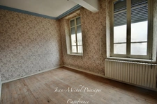 Entrepôt / Bureaux de 750m2 à Vendre à SAINT GAUDENS (31)