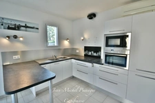 Haute-Garonne (31) department, for sale in Saint-Gaudens: Single-storey house 215m2 + Apartment, Garage, 850m2 plot of land  