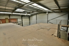 Entrepôts & Bureaux de 320m2 à vendre SAINT GAUDENS (31), Terrain 1000m2