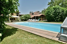 Maison à vendre 10 pièces de 220m2 à SAINT GAUDENS (31) Terrain de 2100m2 Piscine 11x5