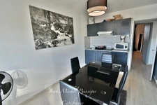 Building for sale in SAINT GAUDENS (31), with Restaurant and 7 Apartments