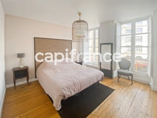 Renovated apartment with a view of Place de Bourse for sale, 5 rooms, BORDEAUX (33)