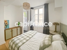 Renovated apartment with a view of Place de Bourse for sale, 5 rooms, BORDEAUX (33)