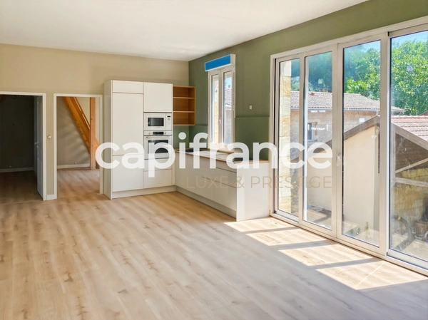 Propriete à vendre 17 pièces LORMONT (33)