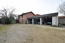 3 Logements sur terrain clos - Investissement, famille ou projet locatif LOISY SUR MARNE