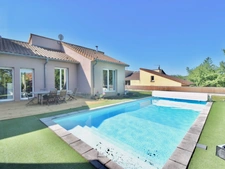 Maison familiale moderne – 5 chambres, home cinéma, piscine, DPE C- BAR LE DUC