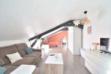Maison familiale à vendre à Laimont – 186 m² – 5 chambres – Piscine chauffée – DPE B – Terrain clos de 2 600 m²