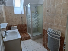 Maison familiale 204 m² avec 4 chambres, terrasse, jardin et sous-sol complet à Revigny-sur-Ornain