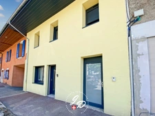 Appartement familial 5 pièces de 115 m² avec esprit maison au cœur d'Albens