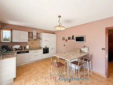 Superbe propriété familiale 5 pièces aux prestations soignées-Terrain 800m2 piscinable- AIX LES BAINS (73)