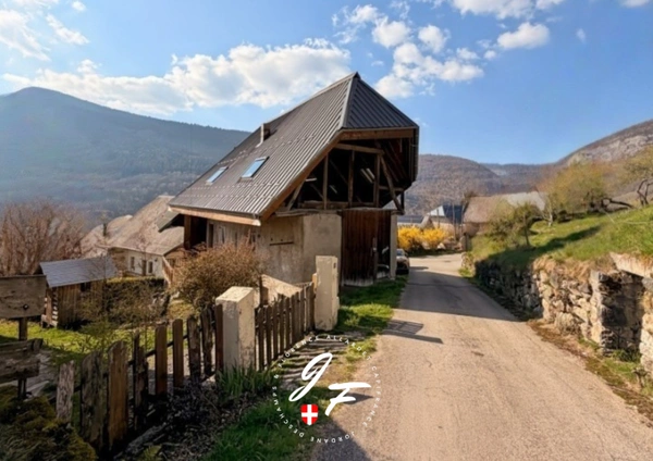 Maison à rénover avec jardin de 180 m² – Fort potentiel – Projet personnalisable THOIRY (73)