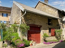 Authentique maison de village – 75 m² à réinventer – Environnement calme et recherché à Culoz