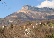 Maison à rénover avec jardin de 180 m² – Fort potentiel – Projet personnalisable THOIRY (73)