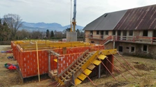 Dpt Savoie (73), à vendre Maison 4 pièces de 94 m² à LA MOTTE SERVOLEX 