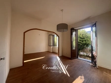 CHAMBÉRY – T2 EN REZ-DE-JARDIN AVEC EXTÉRIEUR PRIVATIF