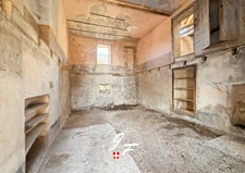 Maison à rénover avec jardin de 180 m² – Fort potentiel – Projet personnalisable THOIRY (73)