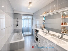 Superbe propriété familiale 5 pièces aux prestations soignées-Terrain 800m2 piscinable- AIX LES BAINS (73)