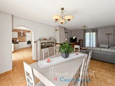 Superbe propriété familiale 5 pièces aux prestations soignées-Terrain 800m2 piscinable- AIX LES BAINS (73)