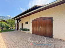 Superbe propriété familiale 5 pièces aux prestations soignées-Terrain 800m2 piscinable- AIX LES BAINS (73)