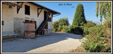 Longère property, 165 m², for sale, 6 rooms, Bage Dommartin (01), 4000 m² plot, outbuildings, potential, character