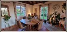 Propriété à vendre entre BIZIAT et PONT DE VEYLE (01) 16,5 Ha, vue, maison 145 m², ferme à rénover 170 m², pigeonnier, hangar, équestre