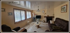 Maison à vendre 6 pièces BAGE LA VILLE (01)206 m², piscine, vue dégagée campagne et monts Mâcon, véranda, cave, terrain 3000 m²