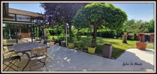 Propriete à vendre 8 pièces 285 m² REPLONGES (01), Piscine, 4 suites, double garage, terrain 2136 m²