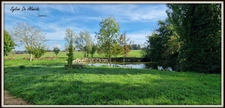 Propriété à vendre entre BIZIAT et PONT DE VEYLE (01) 16,5 Ha, vue, maison 145 m², ferme à rénover 170 m², pigeonnier, hangar, équestre