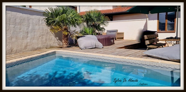 Dpt Ain (01), à vendre PONT DE VEYLE maison P6 de 135 m² Piscine, Jacuzzi, 4 chambres