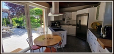 Propriete à vendre 8 pièces 285 m² REPLONGES (01), Piscine, 4 suites, double garage, terrain 2136 m²