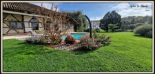 Propriete longère à vendre 313 m² 7 pièces SAINT CYR SUR MENTHON (01)Dépendances 550 m², piscine, 6,84 hectares