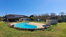 MAISON EN PIERRE A SAVIGNAC SUR LEYZE (47)