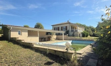 Maison familiale avec vue au LEDAT (47)