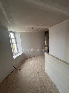 Maison à vendre 4 pièces PETOSSE (85)