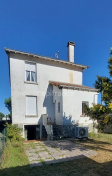 House for sale, 5 rooms, CHANTONNAY (85)