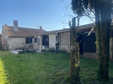 House for sale 5 rooms NALLIERS (85)