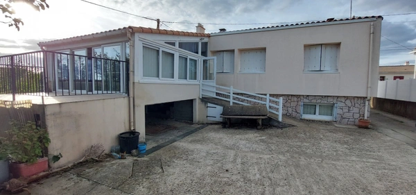 Maison à vendre 6 pièces CHANTONNAY (85)