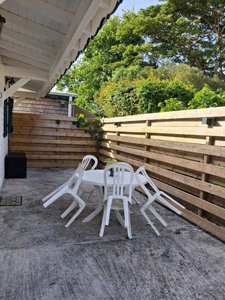 LE MOULE - MAISON MEUBLEE A LOUER DE TYPE T2