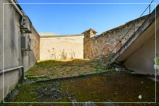 Investissement locatif ou implantation professionnelle : une opportunité à saisir ! à vendre CULAN (18)
