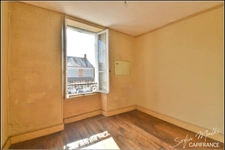 Maison à vendre 8 pièces +  grange PREVERANGES (18)