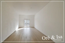 Maison familiale rénovée – 3 chambres – Chambre indépendante – Garage – Jardin – Vue campagne- AINAY LE VIEIL (18)