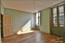Maison à vendre 8 pièces +  grange PREVERANGES (18)