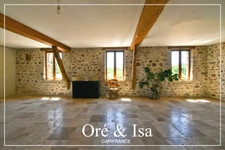Exceptional 9-room house for sale in SAINT VITTE (18)