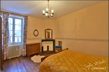 Cher department (18), for sale - house, barn and garden - 6 rooms, 110 m2