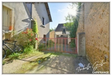 Maison de village 4 pièces CHATEAUMEILLANT (18)