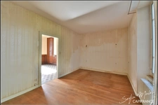 Maison à vendre 8 pièces +  grange PREVERANGES (18)