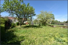 Cher department (18), for sale - house, barn and garden - 6 rooms, 110 m2